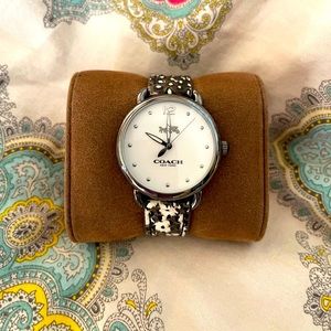Women’s Coach Watch Leopard Print Leather Band